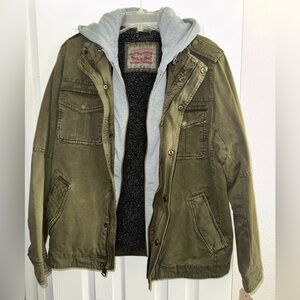 Levi’s Men’s jacket with grey lining and cotton hoodie! NWT